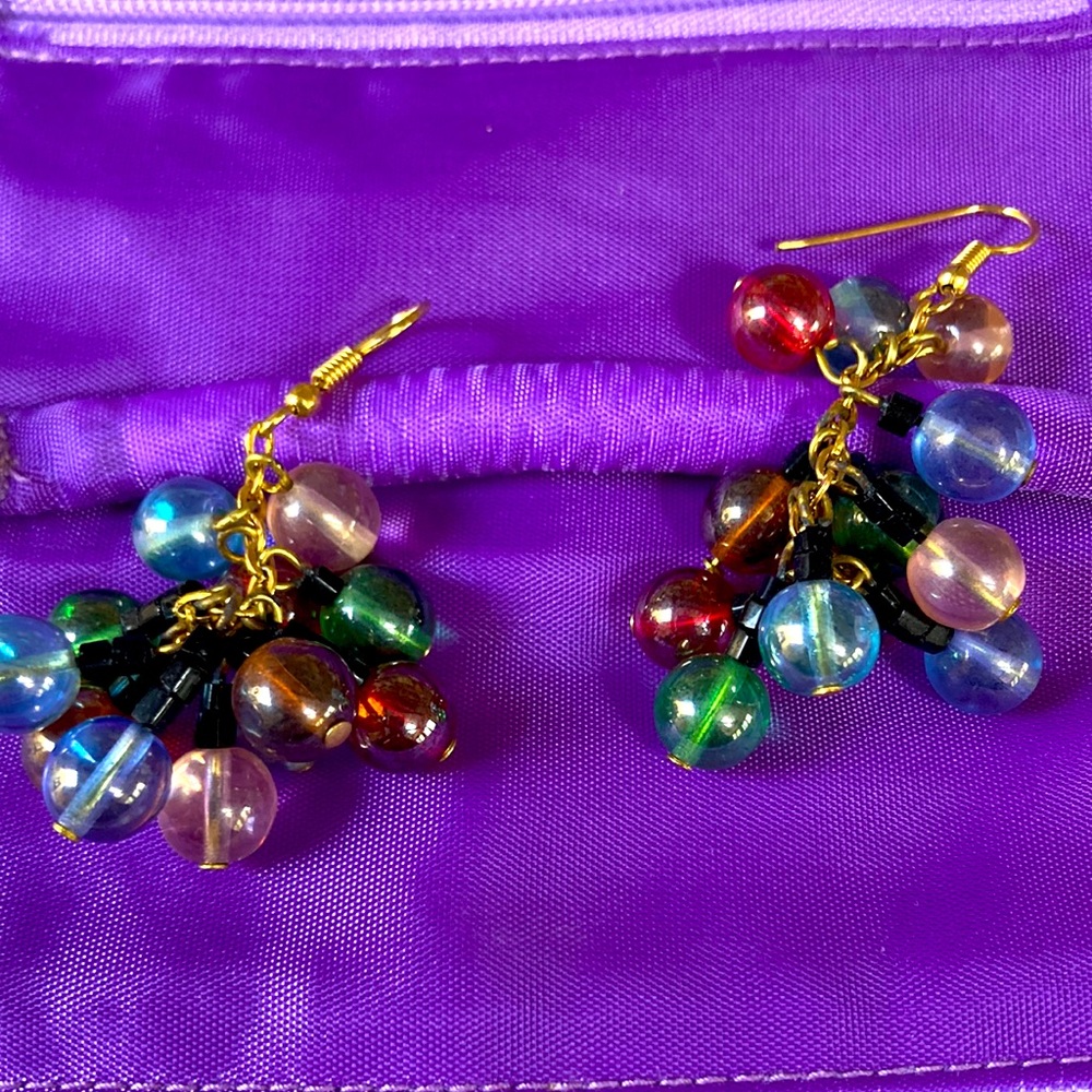Colorful dangling beaded earrings
